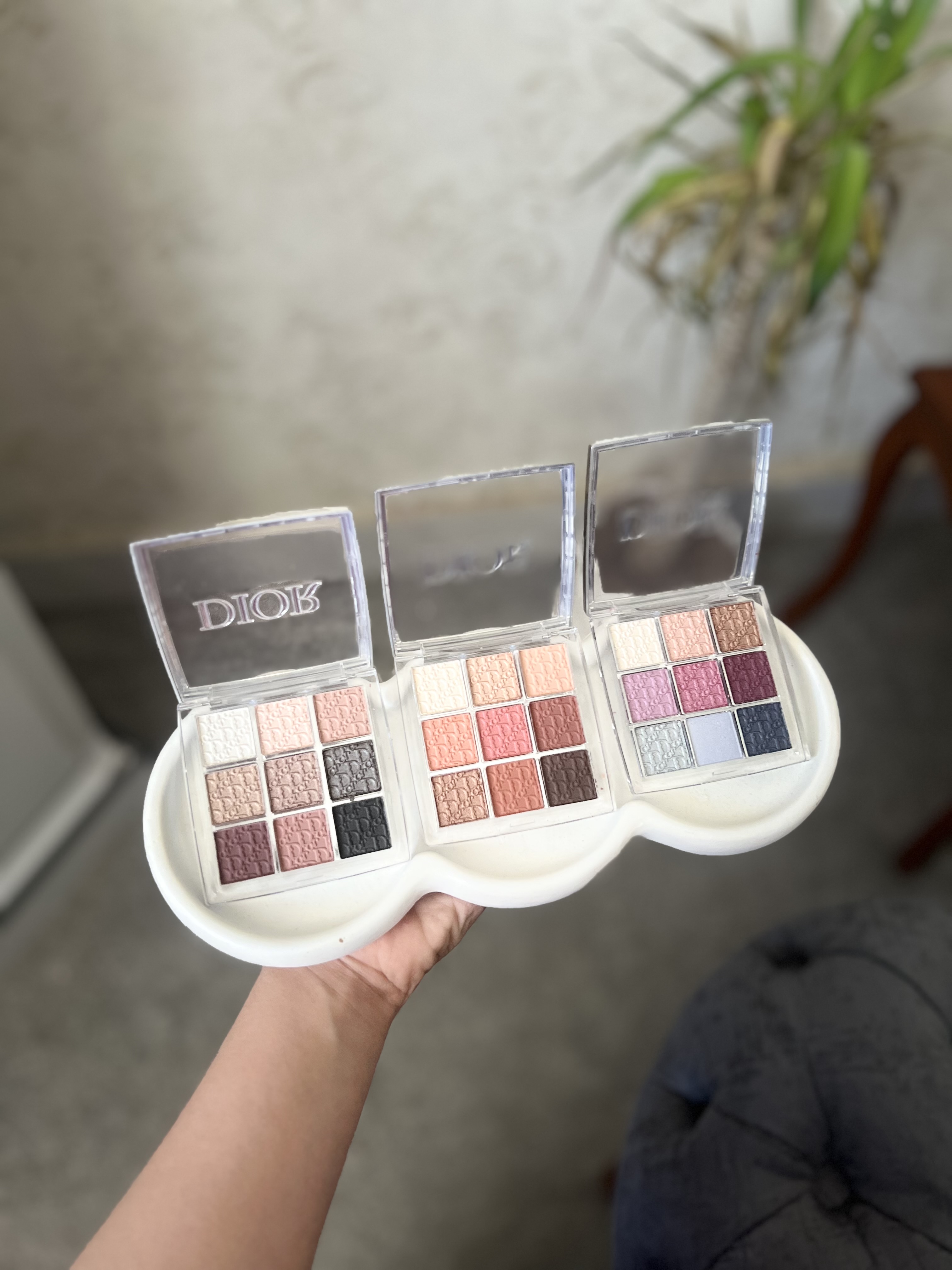سایه دیور👱🏻‍♀️🎀